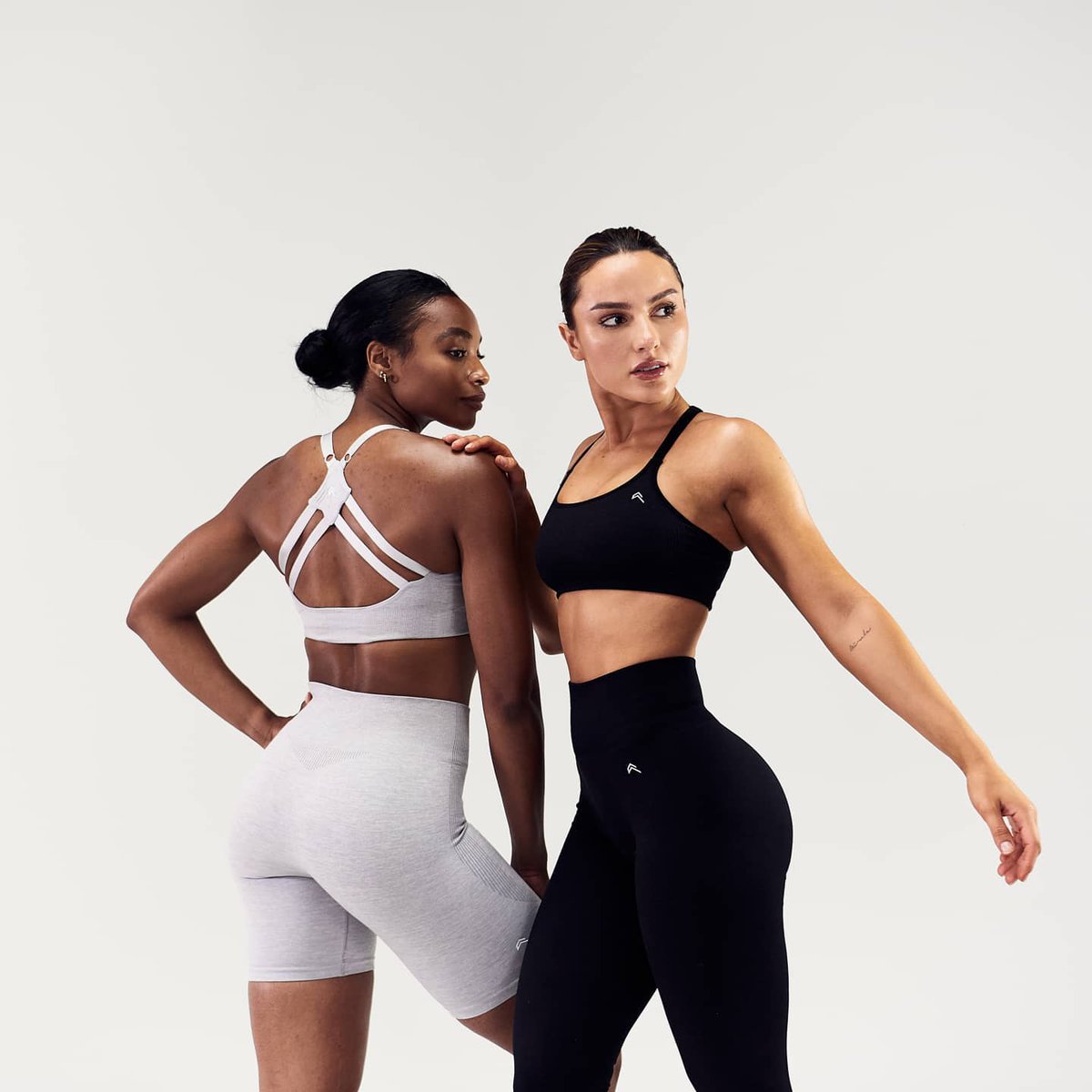 TAG A BESTIE WHO HAS YOUR BACK BELOW 👇

Can we just have a moment and appreciate how amazing our Grey and Black Sets look like. Stay tuned, Familia. Just a few weeks to go until our official launch 😍

#oneractive