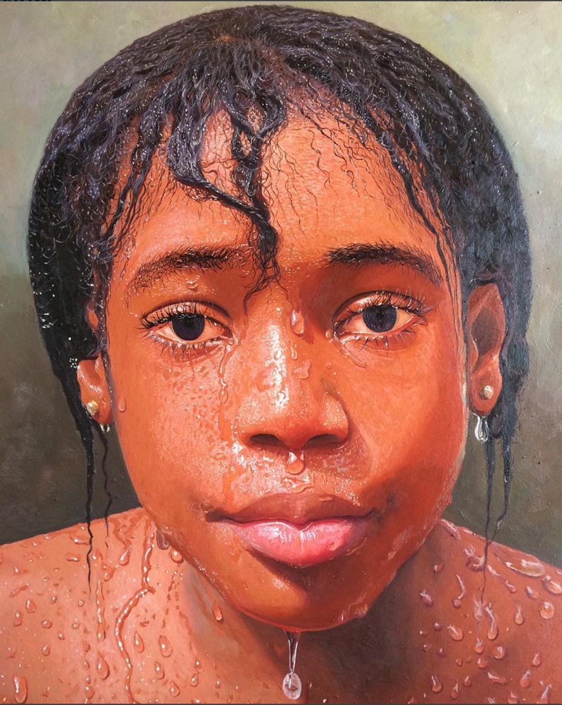 OLUMIDE ORESEGUNHe is a Hyperrealistic painter who took the art world by storm in 2016 when he released some of his oil paintings that are strikingly similar to digitally taken photos. It's safe to say that he is a major inspiration to hyperrealistic artists in Nigeria.