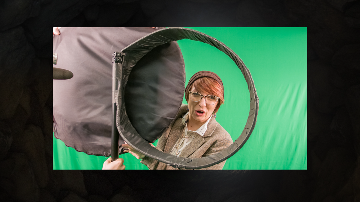 GetJRCreative's tweet photo. Video Production takes different forms and comes with many challenges. Sometime when you need a certain perspective and don't have access, you need to get creative. For example, shooting from a bottom of a well.
#greenscreen #throwback https://t.co/IvScA6BeO7
