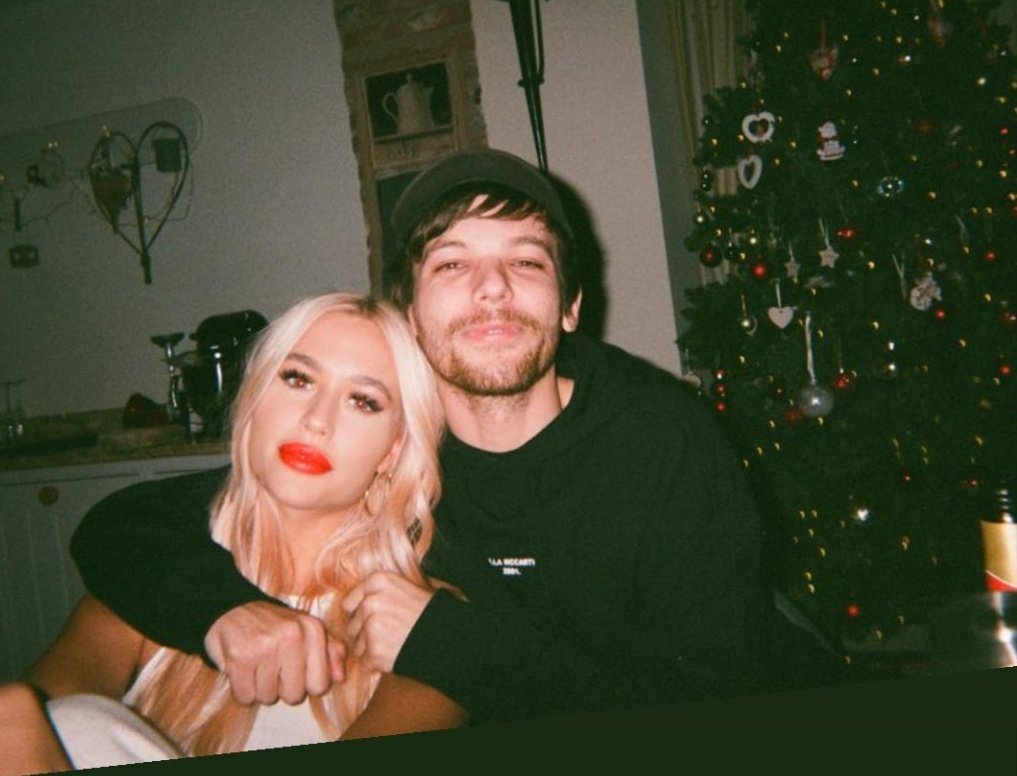 Happy 22nd birthday to the gorg and fab Lottie Tomlinson. 