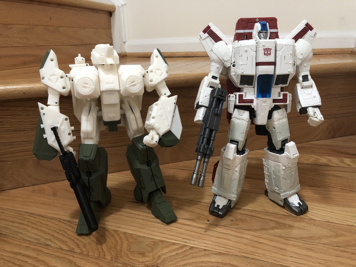 r_a51's tweet photo. 3D Printed work in progress Alpha Fighter/Legioss. Still pretty rough and needs work. But damn this thing is tall. I put a Seige Jetfire as reference. @RobotechNews #robotech #MOSPEADA #veritech #alphafighter #legioss #3Dprinting #Transformers #jetfire https://t.co/xY6ZChARRd