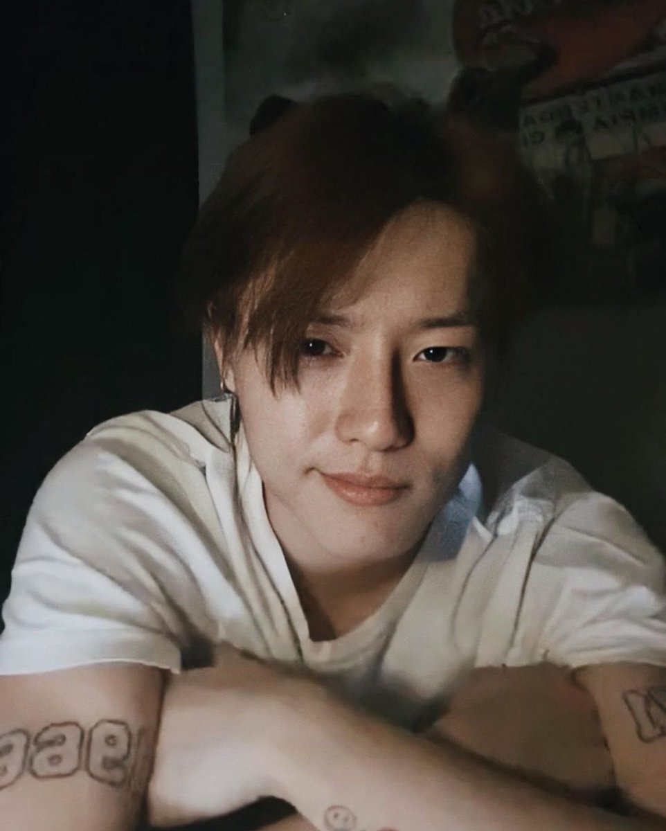 taeyongsangeI's tweet photo. Quiero verte sonreir mil veces mas mi amor porque tienes la risa mas linda del mundo
Te mereces absolutamente todo lo bueno que te pase
Por todo lo que hemos vivido y nos queda por vivir
Te quiero Seungyoun
Happy birthday my love💙
#WOODZBDAY2020 #WOODZ_BornToBeLoved
#WOODZDAY https://t.co/39K83Eprcu