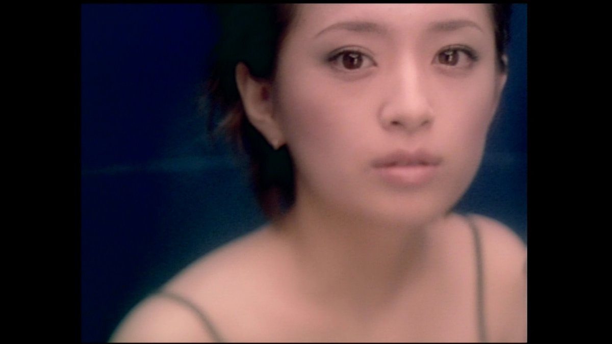 浜崎あゆみ ファンサイト Ayumi Hamasaki Fan Site على تويتر Ayumi Hamasaki 浜崎あゆみ Trust 迷ったりもしたそばにいることを 誰かキズついてしまう気がしてた 本当の優しさどこかで 間違って覚えていたんだ 周りばかり気にするのは もう終わりにしよう