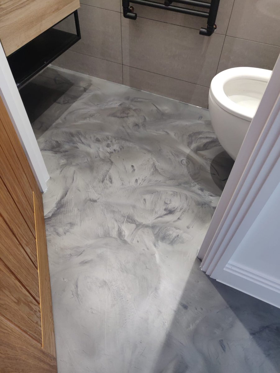 Top pu coat in matt finish now applied 👌