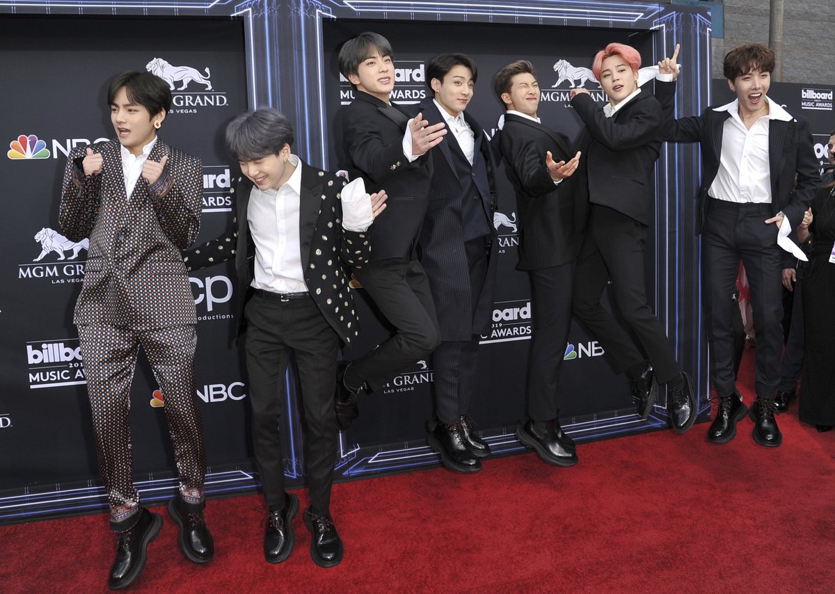 __armbel__'s tweet photo. @vmas @bts_bighit @BTS_twt @MTV So excited !!!!!!!😍❤

#BTS #BTSARMY #JIMIN #joungkook #teahyoung #v #SUGA #jin #NAMJOON #j_hope
@bts_bighit @BTS_jp_official @BTS_twt https://t.co/8BVIkAtkYe