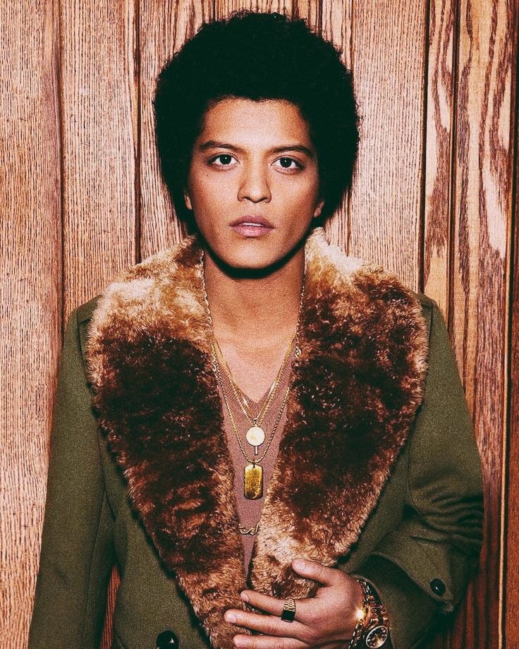 LQCLosHooligans's tweet photo. @AtlanticRecords @1Marssars75 Obvio @BrunoMars https://t.co/Z4CZoC8f2t