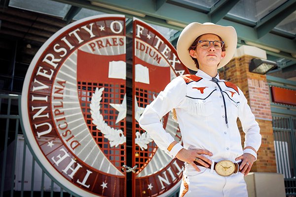 thedailytexan's tweet image. "If the thing I thought united everyone doesn't, then it's not worth (having)." 

Senior drum major Ally Morales, with support from other members of @LonghornBand, says she will not initiate the playing of "The Eyes of Texas" this fall. 

uttsm.wpengine.com/?page_id=160#6