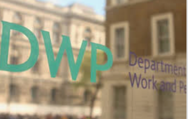 PeteJamiesonDWP's tweet photo. Great to hear about the numerous #sectorbased sessions we have been running to support those customers who want to join us working for #DWP. The interest has been amazing and we have hosted #academies online in #Merseyside #Cheshire and #Manchester for over 350 vacancies π https://t.co/lBxUJThRuu