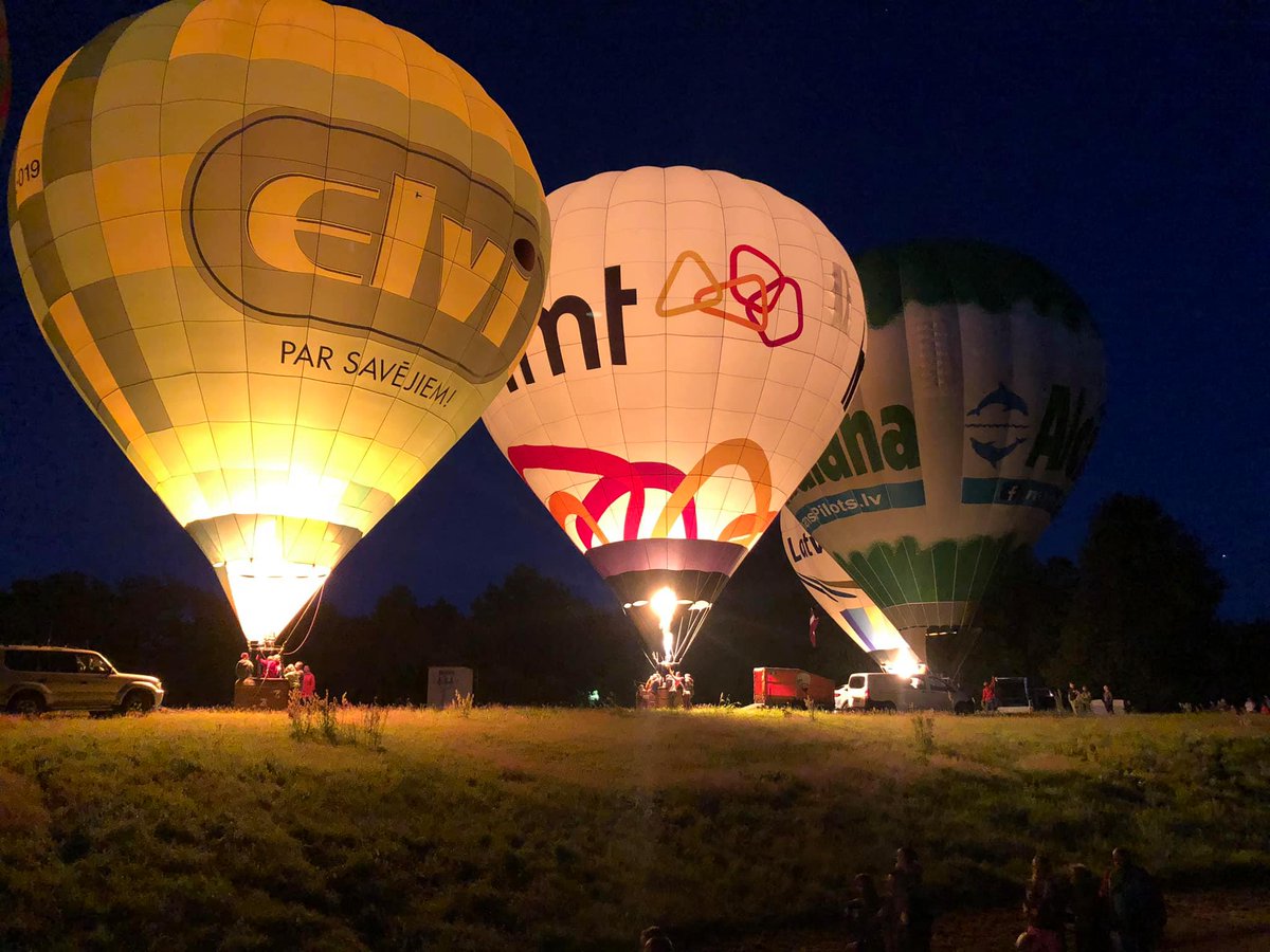 Atklājam rūpīgi glabātu noslēpumu!
Šīs nedēļas nogalē motofestivāla programmā “Seeburg Bikerland” gaidāms kāds īpašs pārsteigums – gaisa balonu lidojumi virs Grobiņas un šovs.  Meklē: grobinasturisms.lv/lv/jaunumi-5/g…
