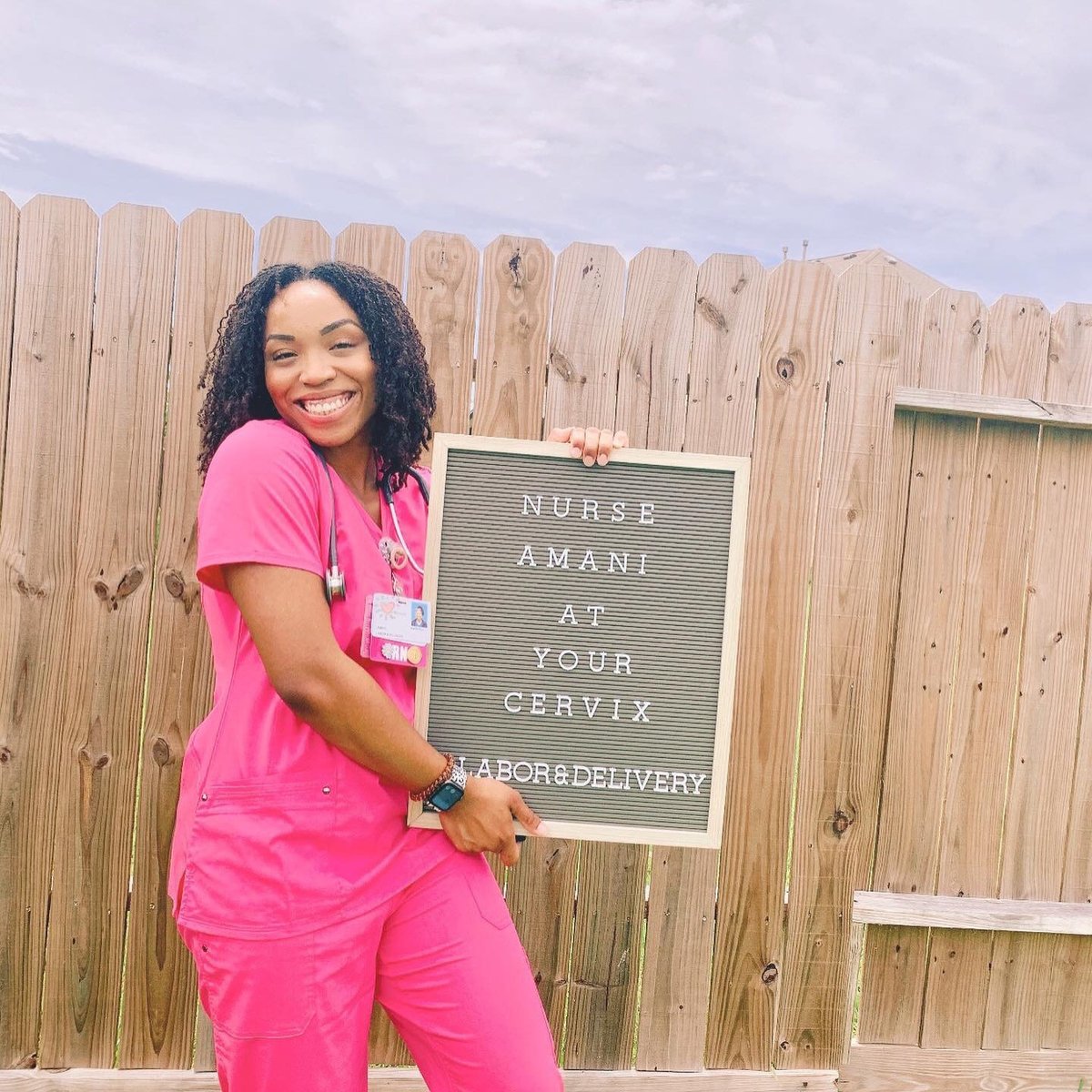 Congratulations to (@themaniaraye) on stepping into her dream nursing specialty, Labor, and Delivery. Did you know that women of color are 3-4 times more likely to experience pregnancy-related death? This, among many other reasons, is why #blacknursesmatter 💚 #hhscrubs