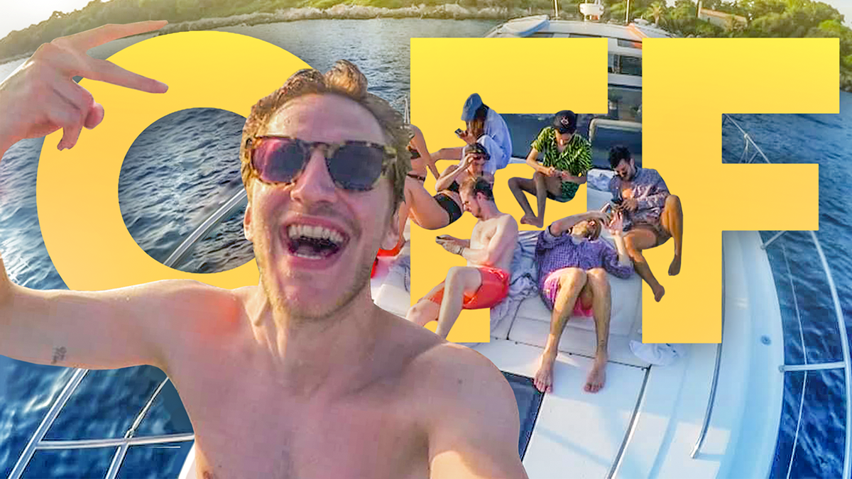 Nouvelle vidéo - Le premier épisode de "OFF" avec <a href="/lenasituations/">Lena Situations</a>, <a href="/MaxLaperouse/">Maxence 🌻</a>, <a href="/bigfloetoli/">Bigflo & Oli 👥</a>, <a href="/AudreyPirault/">Audrey Pirault</a>...

Tout ce qui se passe en off, reste en off. Sauf dans OFF.

youtu.be/y7wUx67Y35k
youtu.be/y7wUx67Y35k
youtu.be/y7wUx67Y35k