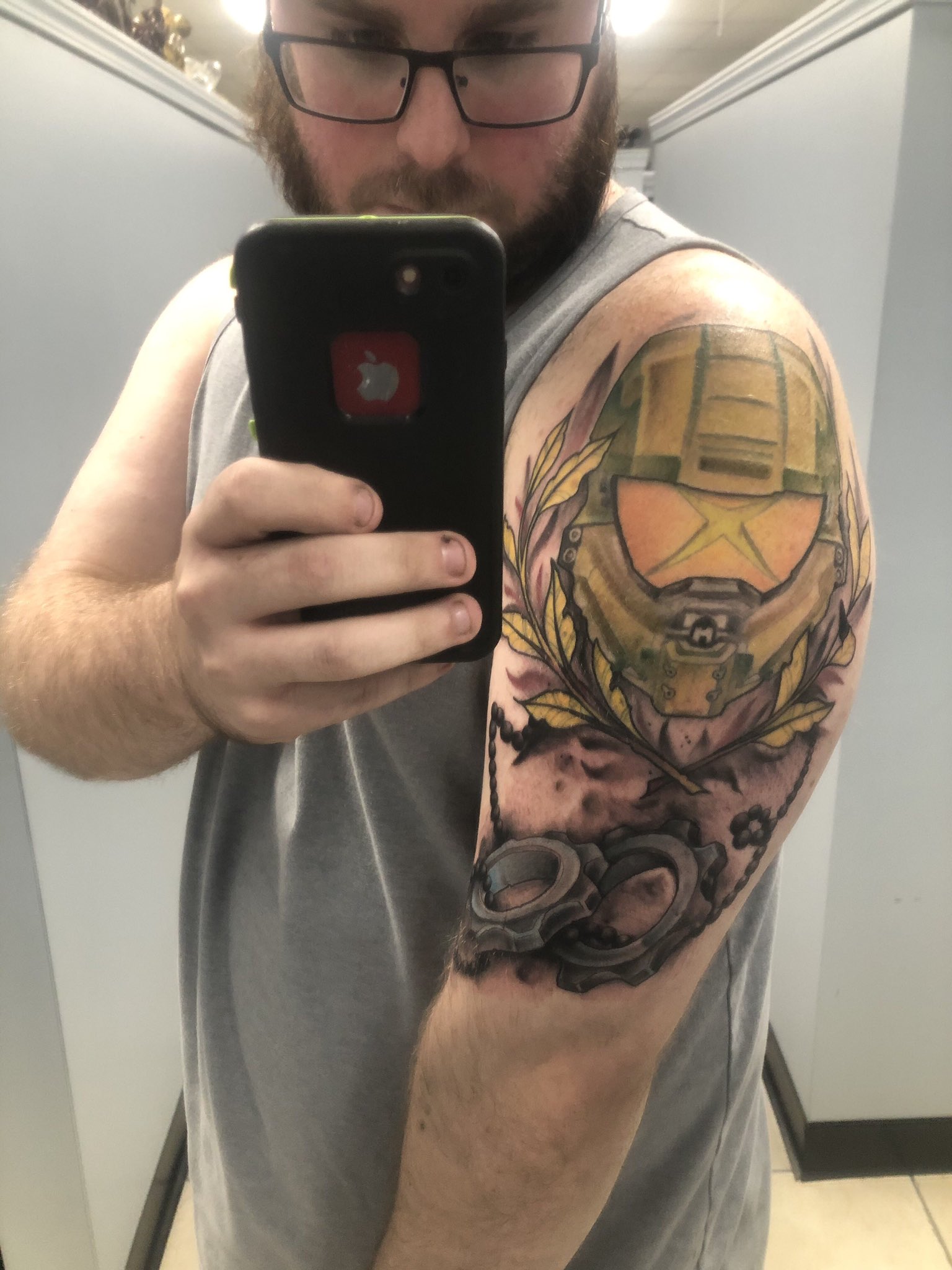 San Francisco 49ers George Kittle Halo Tatoo  San Francisco George Kittle  San Francisco 49ers  San Francisco 49ers George Kittle went and got a  Master Chief tattoo because of his love