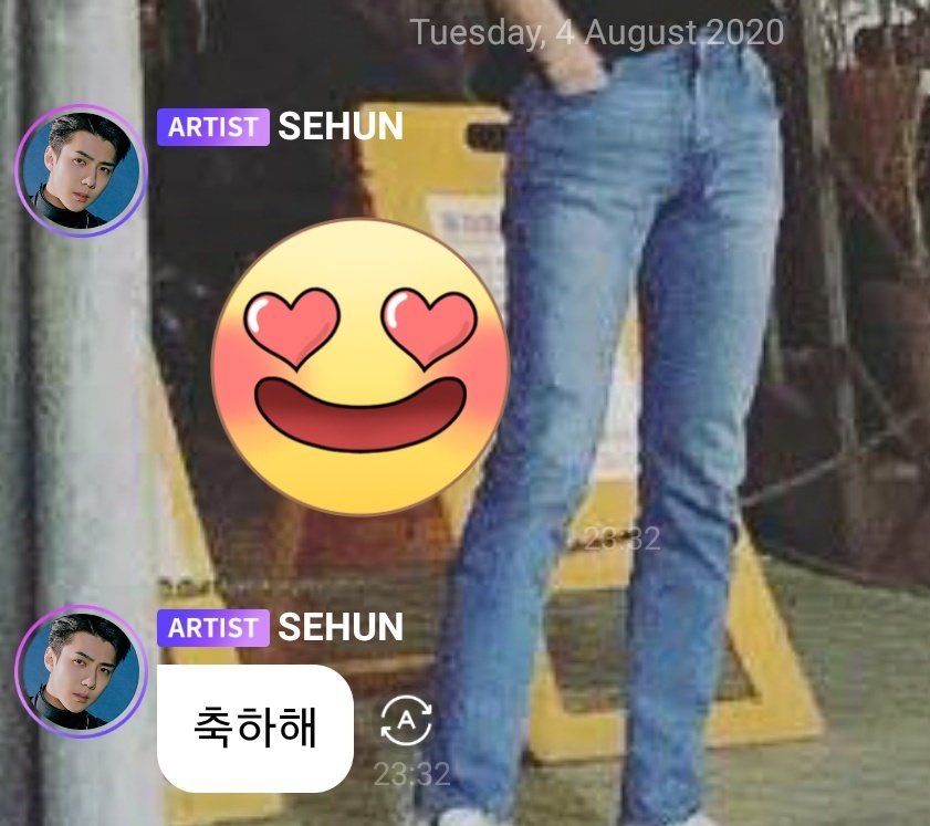 dadaayamm's tweet photo. Baekhyun tweet.           Suho insta

Sehun bubble.           Chanyeol insta

                         EXO-L
                           🔽
                     CRYING 😭

@weareoneEXO
#엑소엘_6번째_생일축하해
#HappyEXOLDay
#6YearswithEXOLove
#엑소엘_6살_축하해
#I_L1485_You https://t.co/b5aJ0HO6hL