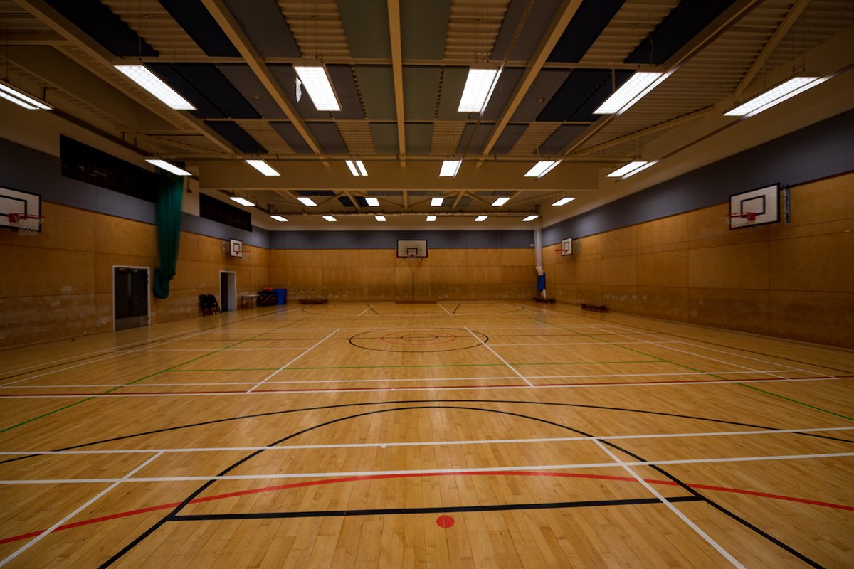 Playfinder's tweet photo. So many fantastic schools partnered with us, offering pristine sports halls, tennis courts and football pitches π
β
βHead over to our website or app to check them out π² #SportMadeSimple https://t.co/OYXRPgX18X