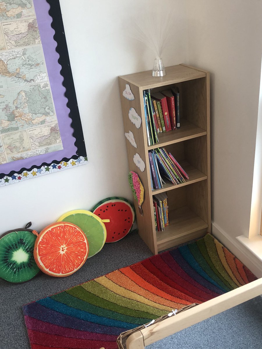 MissMcLay1's tweet photo. Setting up your first ever classroom is so exciting 🥰🥰!! 
Our classroom reading/ calm corner is starting to feel so cosy ☁️📖 #1weektogo https://t.co/vbMqJEN3Co