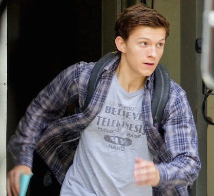 Tom Holland as tweets de mario ventura ; a thread.