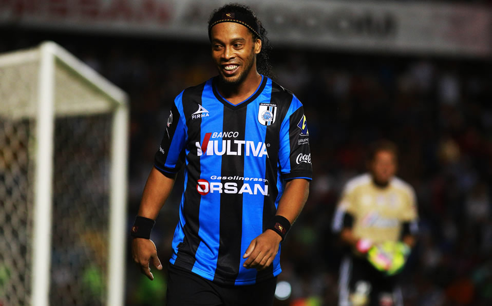 RONALDINHOClub: QuerétaroPeriod: 2014-2015"The lost tape"-years of Ronaldinho's career took a bit of everywhere. Perhaps the most bizarre place was Querétaro in Mexico. However, he scored twice against Club América at the mighty Estádio Azteca, so there's something.