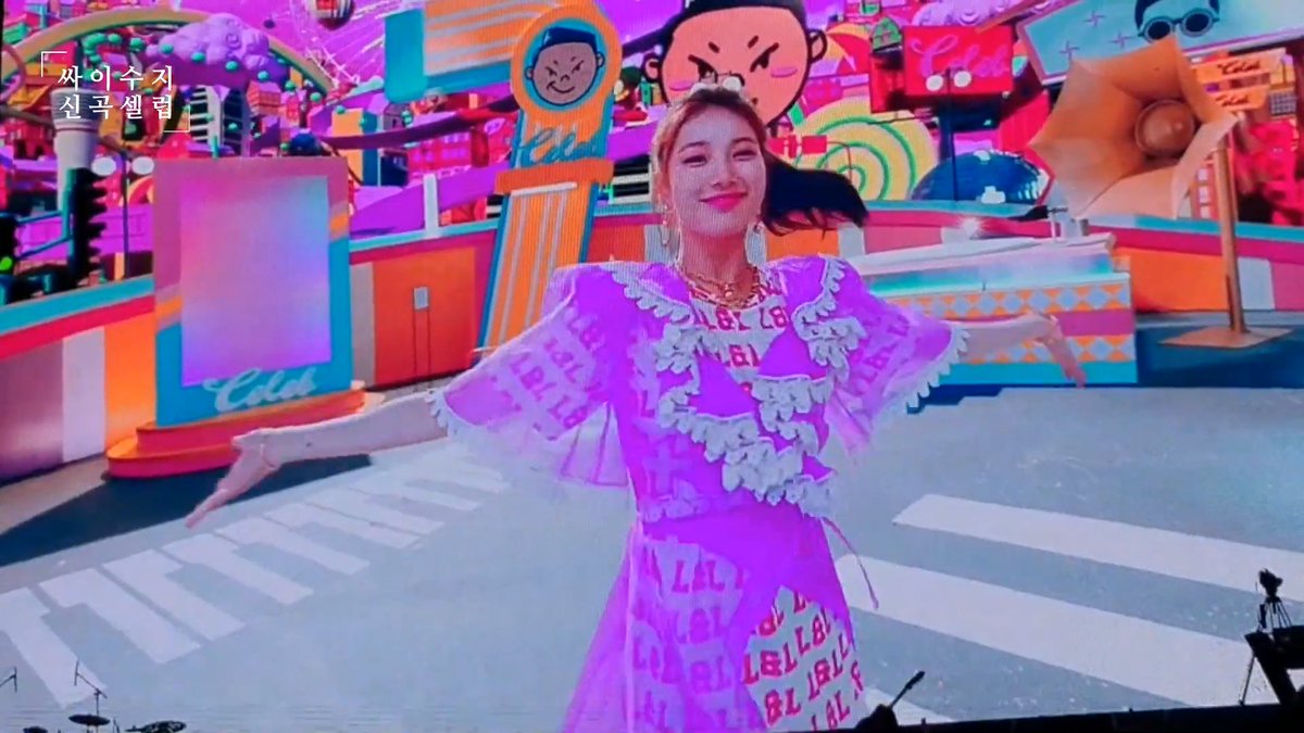  #수지 Suzy x Celeb MV: LANG&LU Spring/Summer 2019 ensemble (not available online)