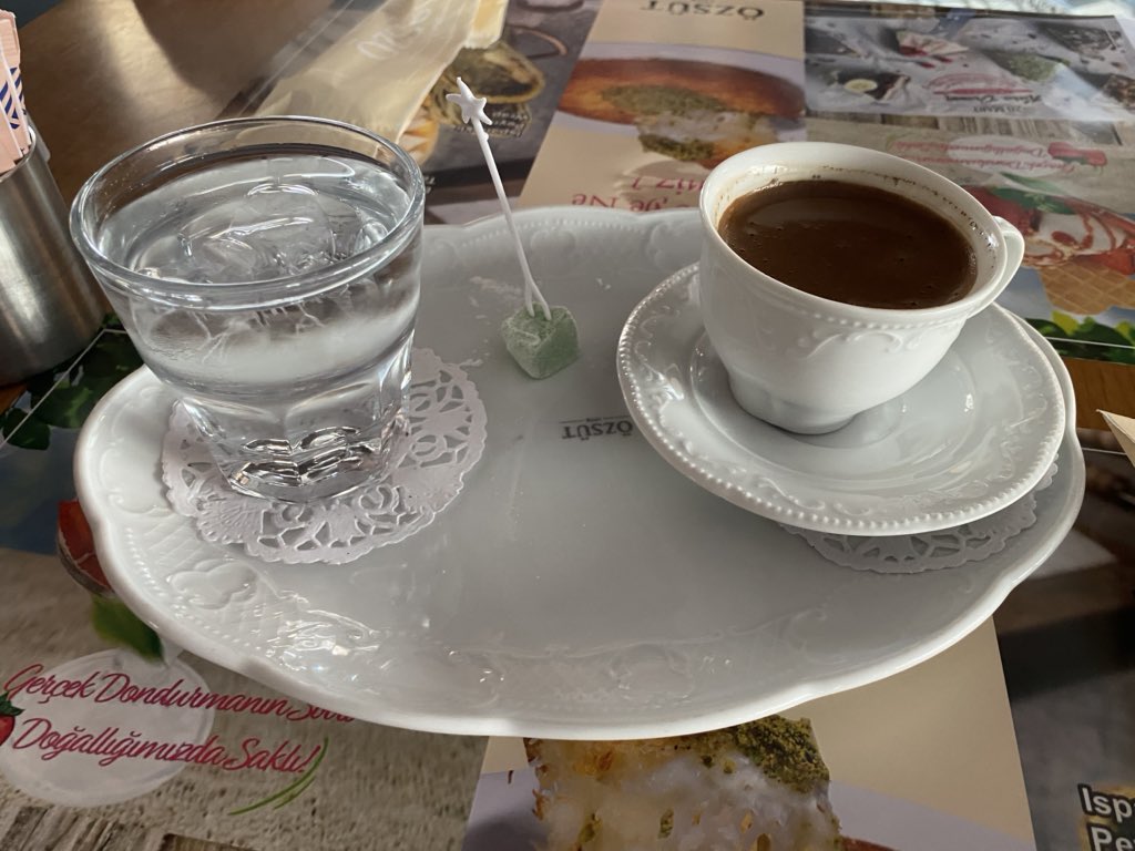 easyfxpips's tweet photo. [EASYFX] #Trade #Travel #Traderslifestyle
Enjoying some great tasting home-made #Lentil #soup and #Kahve (Turkish #coffee) @OzsutCafe #Fethiye #Turkey 
#fx #forex #COVID19 https://t.co/H2ZWsf9rqe