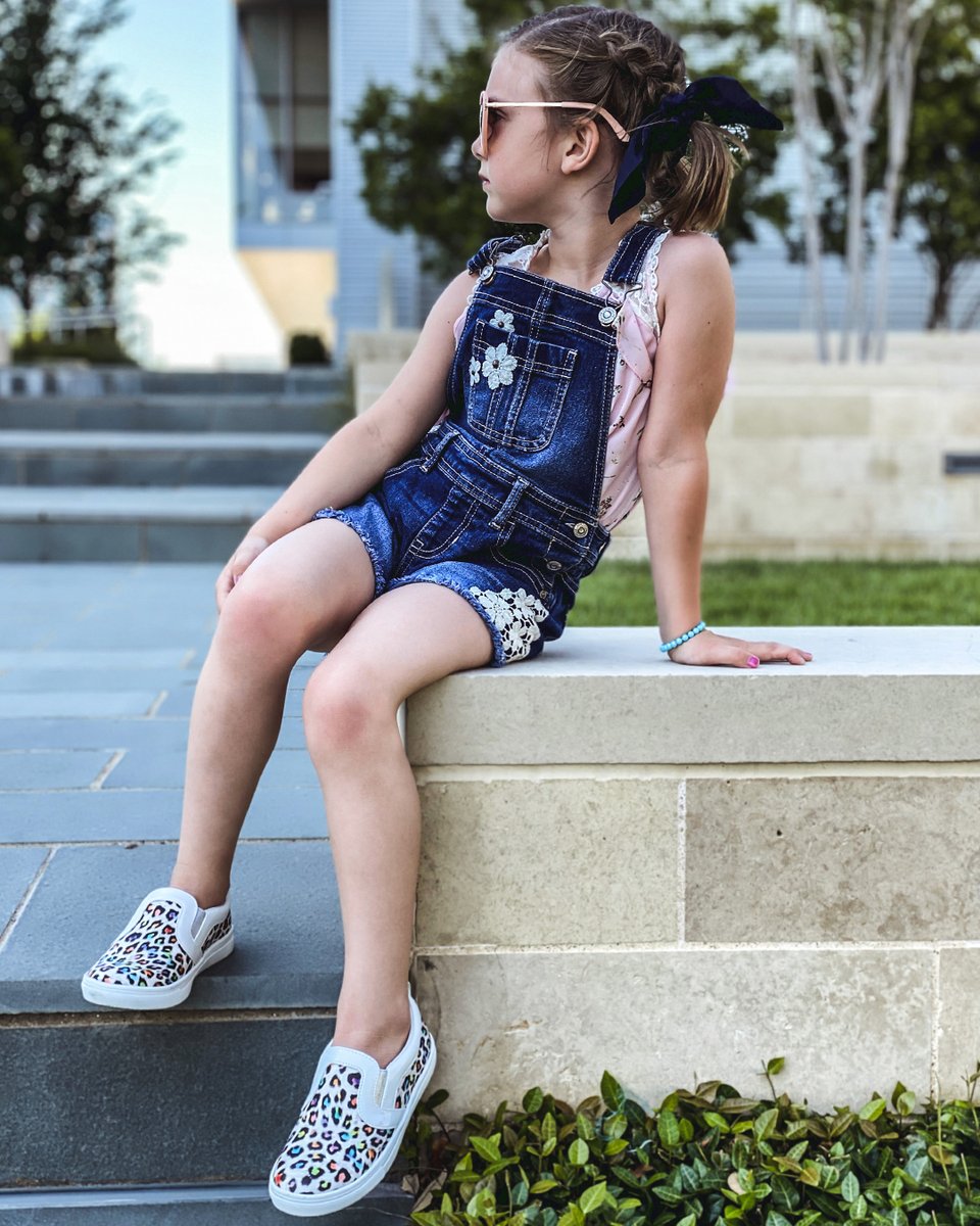 rack room shoes close to me