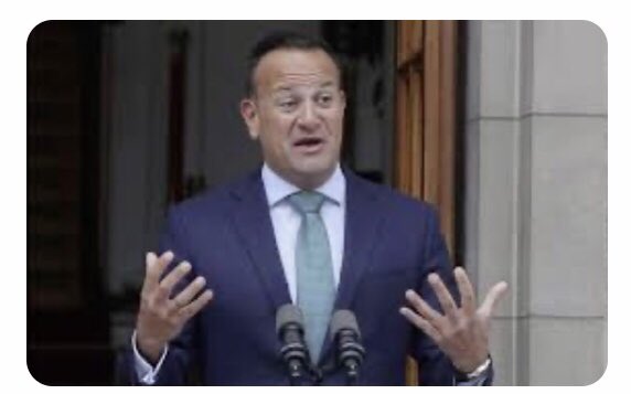 ronanmadigan's tweet image. Today, #Phase4 delayed again, because @LeoVaradkar squandered the chance to extinguish #COVID19 by not sticking to original #RoadMapForReopening against #NPHET advice. 
Huge mistake made for political reasons.
We were down to 5,6 cases per day and we blew it! #coronavirus