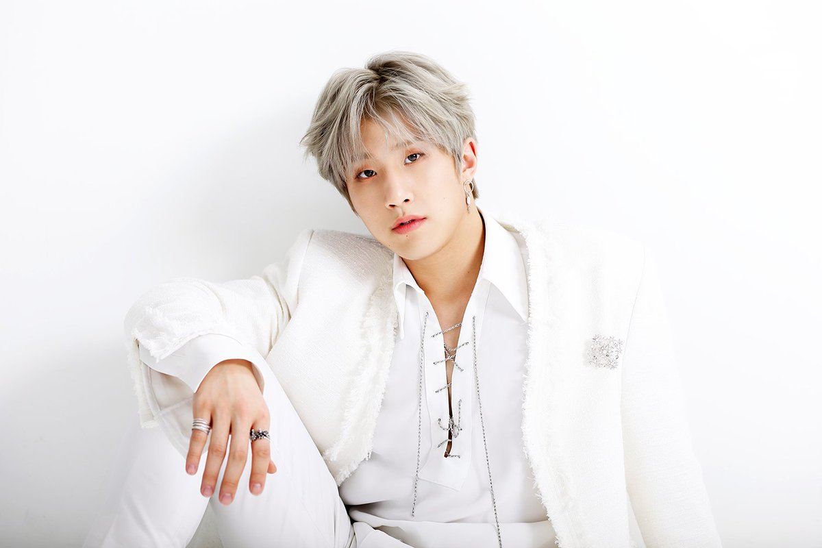 here comes the bestest boy AKA the king of hair dye & he's gonna brighten up our day.  #BestBoyJINJIN  @offclASTRO ♡ silver / grey ♡