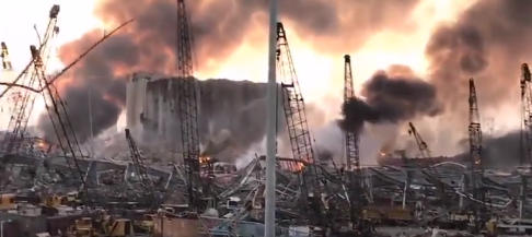 GlobalReportint's tweet photo. UPDATE : Aftermath of a massive explosion in #Beirut. https://t.co/LjyonCNOXp