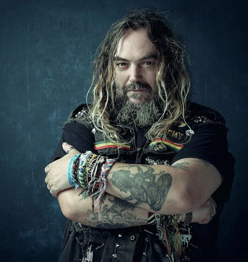 Happy 51th birthday to Max Cavalera ( and co-founder) 