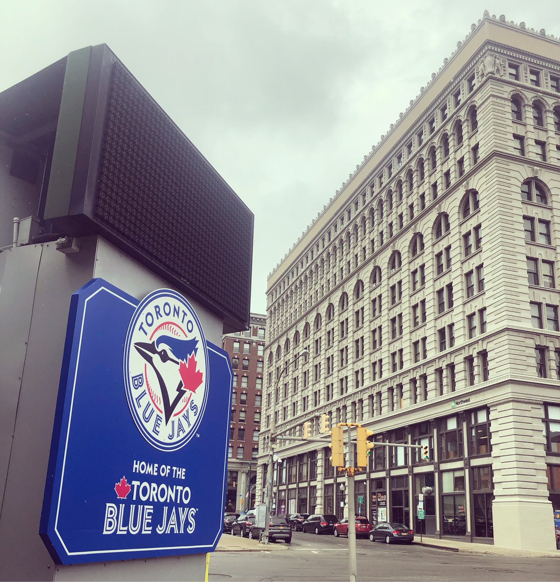 New Home of the Toronto Blue Jays 💙⚾️ Welcome to Buffalo! <a href="/BlueJays/">Toronto Blue Jays</a> #welcome #downtownbuffalo #ellicottsquarebuilding #wearebluejays