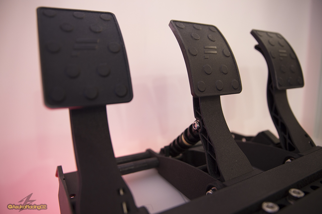 AsukaRacing02's tweet image. なんて美しいのでしょう。なんと素晴らしい品質でしょう。

Photo by Asuka Langley Shikinami
© Studio AR / Asuka Racing

@Fanatec #CSL #Fanatec #StudioAR #スタジオアレー #AsukaRacing #アスカレーシング