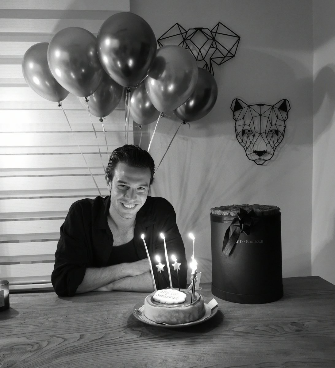 Kutlayan, kutlamayan herkese çok teşekkür ederim iyi ki varsınız..! Herkese güzel hayırlı huzurlu günler diliyorum 🖤🙏🏻