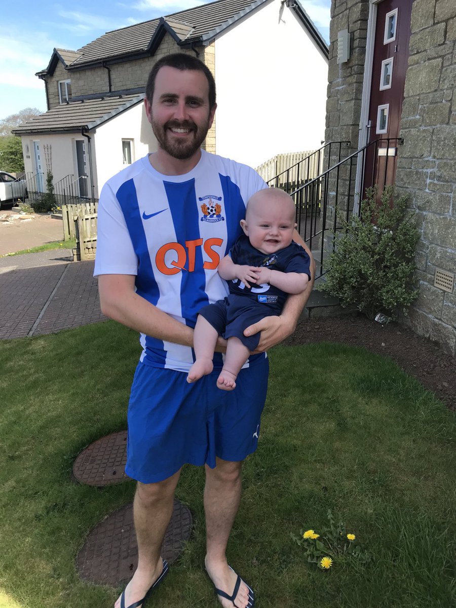 KillieTrust's tweet photo. 🤩 TRUST THROWBACK DAY 2! 🤩
💙 ‘KILLIE KIT DAY!’ 💙
Read on the in the thread below to reminisce about that brilliant day in April when Killie fans came together to celebrate the 55th anniversary of our famous 1965 league win 🏆 #KillieKit https://t.co/NNdwxrDDlh