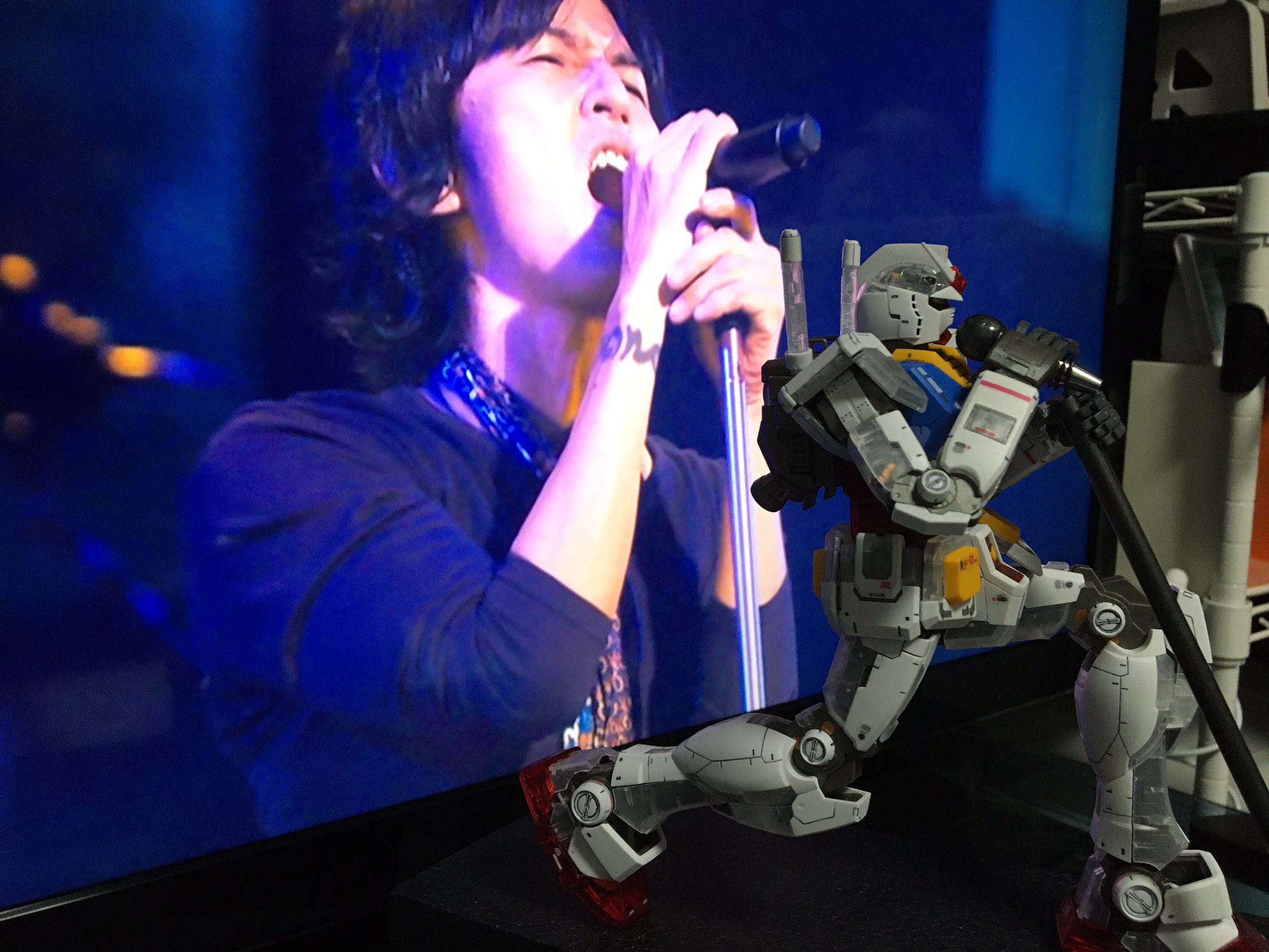 B'z 稲葉浩志　マイクスタンド　LIVE-Gym 特注 B'z 稲葉浩志 マイクスタンド LIVE-Gym 特注 - メルカリ