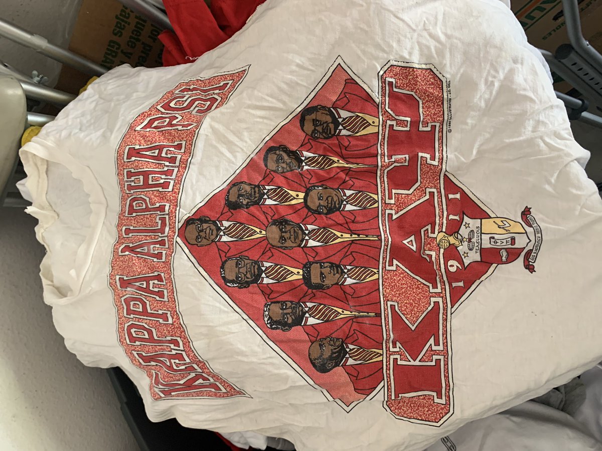 micahross's tweet image. First paraphernalia I received after crossing... @kapsi1911 #spring97 #deltapsi #3 ♦️♦️♦️