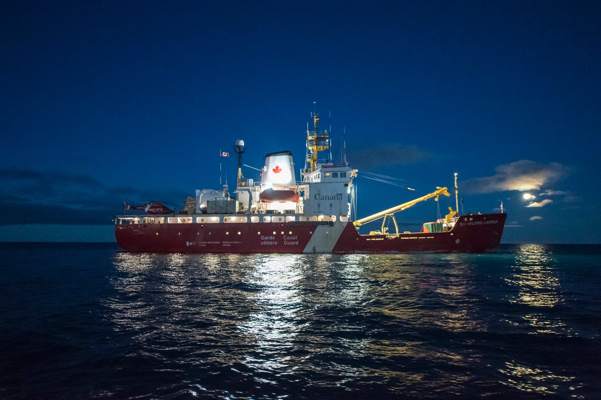 La @GardeCotiereCAN s'engage à assurer la sécurité en fournissant des services de recherche & sauvetage, en protégeant l'environnement marin et en s'assurant que les navires puissent transporter des biens qui soutiennent les communautés et l'économie. #JournéeDeLaGardeCôtière