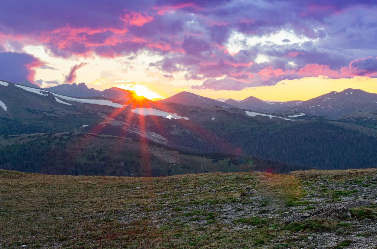 Colorado's tweet photo. "@RawMeshD: Sunset view seen from Alpine Trail Rocky Mountain National Park @Colorado" https://t.co/E9iq9ZYYGx