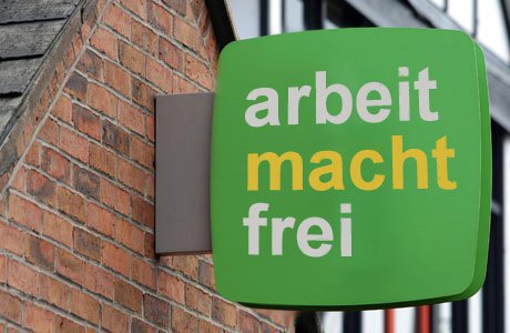 Bliadhnaichean's tweet photo. @JolyonMaugham #IrritableDigestiveSystem/#IDS☠
#DWP/#DeathWillPrevail:#ArbeitMachtFrei https://t.co/3mERKxWblU