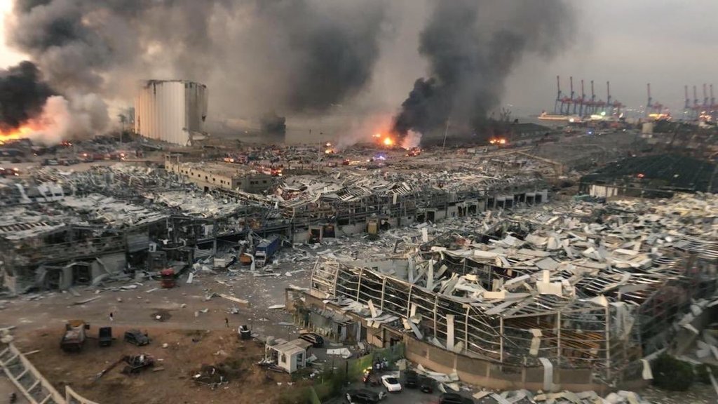 jihonelfacundo's tweet photo. 04 de agosto de 2020
Explosión en Beirut, Líbano.

Parece escenario de una película de terror, tristemente no lo es.
#beirutexplosion 
#BeirutBlast 
#Beirut https://t.co/Ny8KOwpYeE