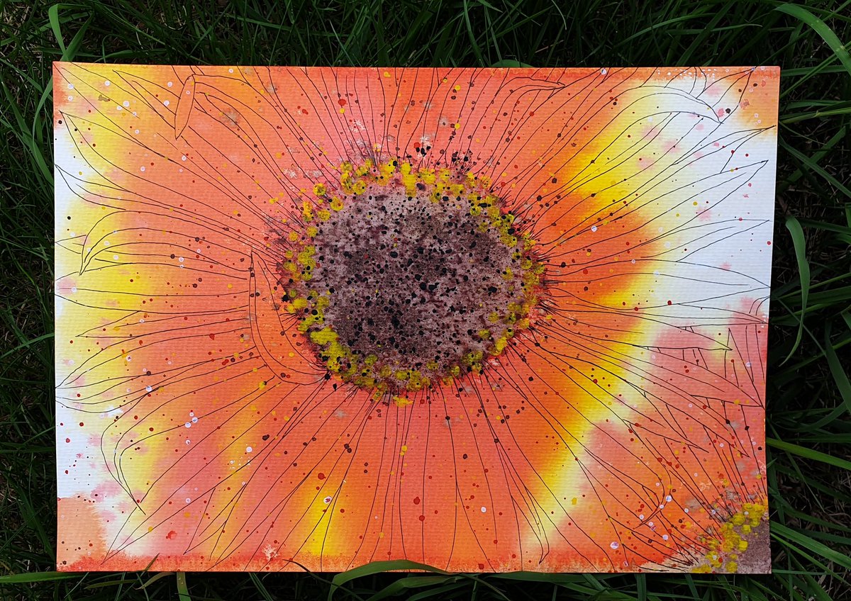 I finished one of my abstracts,  what do you think? I kinda like it,  but it needs a mount i think. 🌻🙂

#abstractart #abstractpainting #sunflowerpainting #artistofinstagram #artistofinstagram #devonartistnetwork #devonartist