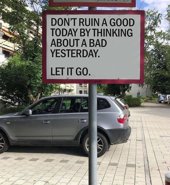 DevineBestBuys's tweet photo. Let It Go!!!

#Ecommerce 
#OnlineShopping
#Motivation https://t.co/gOKYqFhTGq