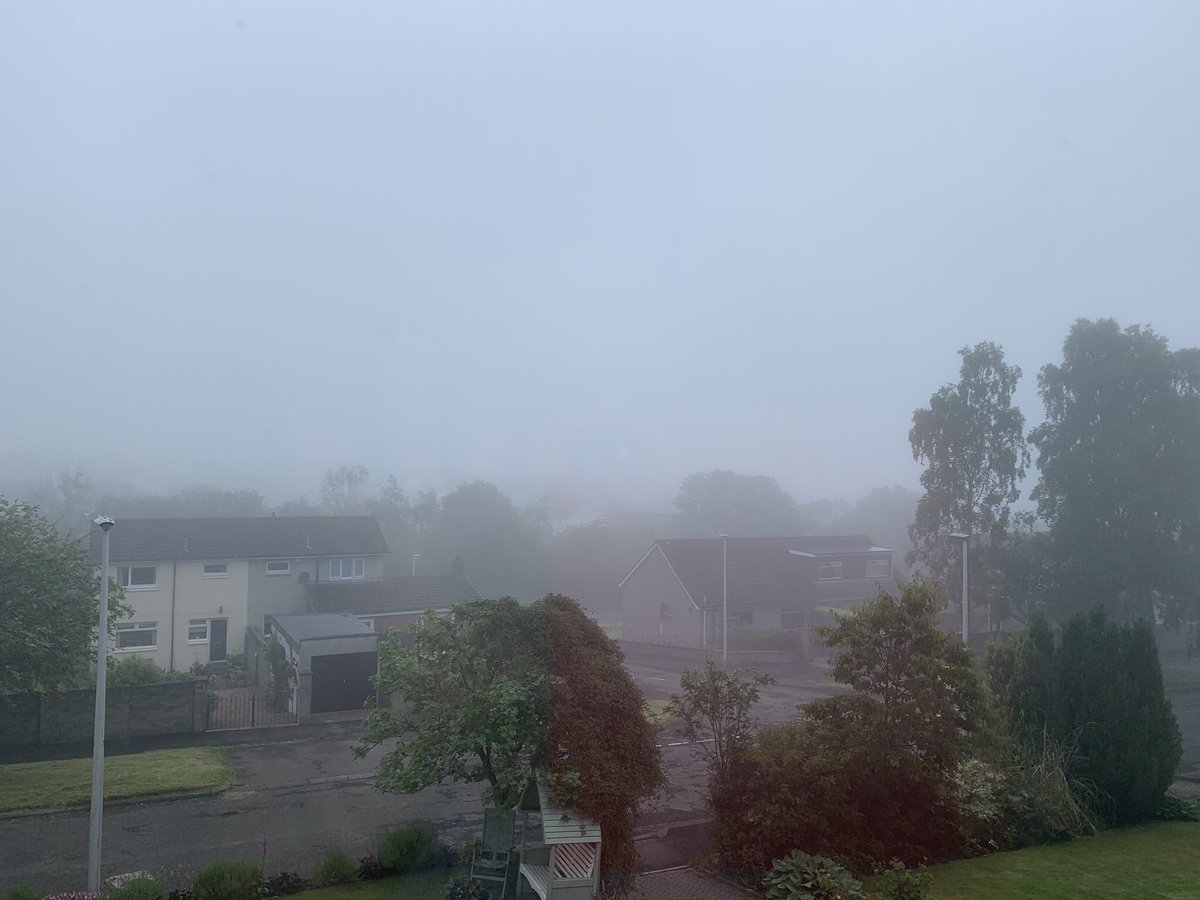 Brackens1's tweet photo. Yeah , it’s stopped raining.

Oh, the hill fog has come down.

It feels like October.

#seasonsofmist #Dundee https://t.co/qyHVlDk6Of