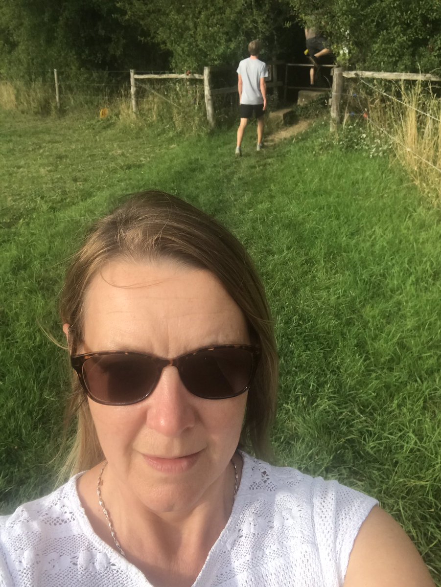 Squeezed in a family birthday walk before dinner... making room for cake 🎂
#AHPsActive 
#TheThames