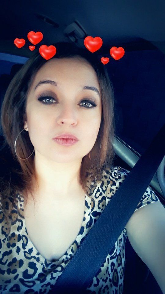 ERICKAJADE's tweet photo. Snapchat fun ! Here's some pics I thought were cute enough to share on SM #snapchat #snapchatmethatpu #snapchatmethat #snapchatfilter #filters #lasvegas #funwithfilters #vegasgirl #momof4 #wifey  #greeneyes #virgo #702 https://t.co/GW2D90Hrfj