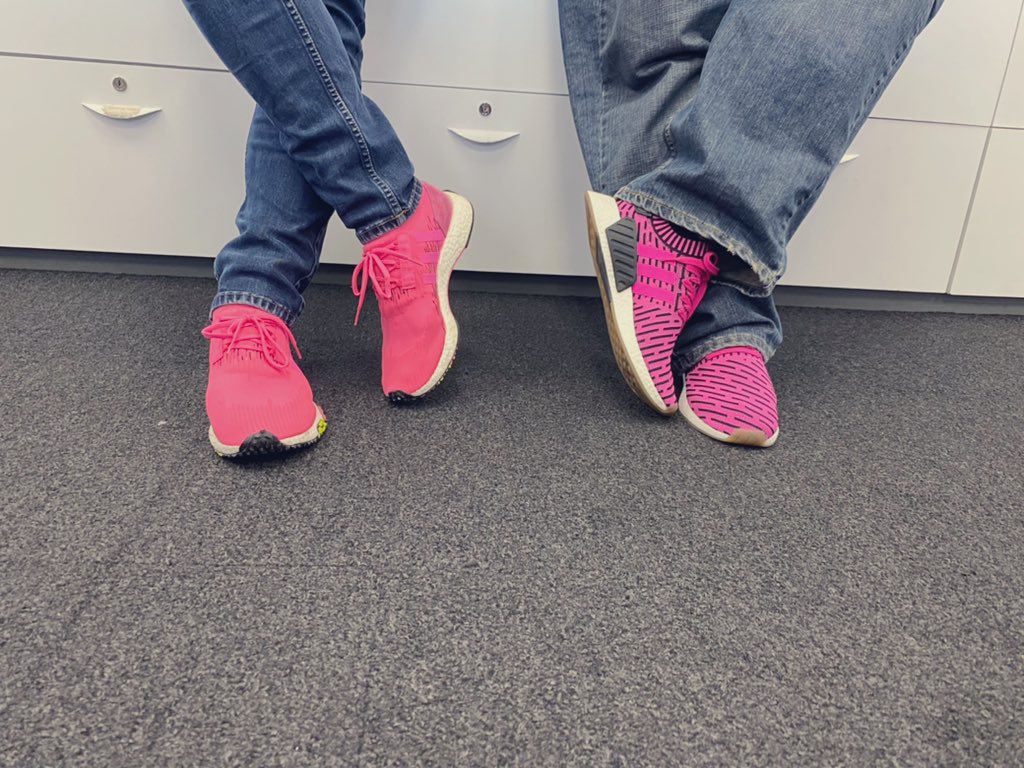 rob_parisi's tweet photo. Hector and I representing the Magenta Kicks! So excited to be apart of the T-Mobile family!! @Linds1227 @gnugent28 @JonFreier https://t.co/Qn9VhZaH0z