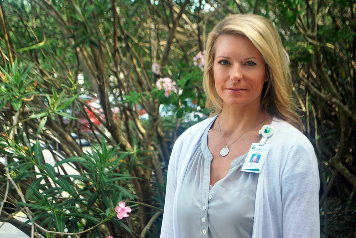 chooseSJC's tweet image. Often, there are no clear signs or symptoms of #prediabetes, explains Emily Parks, BS ACSM-CEP, SJ/C Manager for Cardiopulmonary Rehab and Center for #Diabetes Management. Know the risk factors and talk to your doctor about #bloodsugartesting. sjchs.org/living-smart-b…