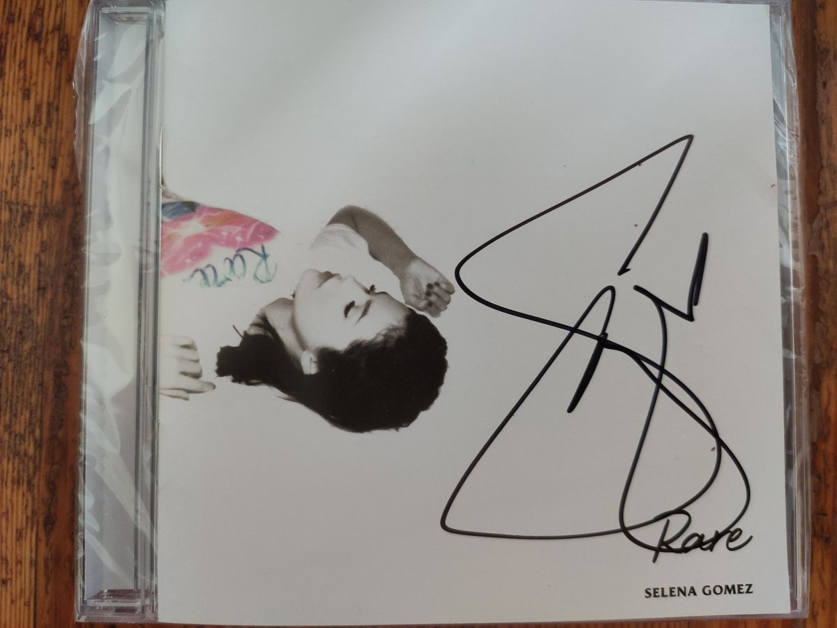 BeppoDN's tweet photo. Ordered #Rare in January and today I finally received mail. Happy now 🥰
@selenagomez
#SelenaGomez https://t.co/Tyd6jWeZeH