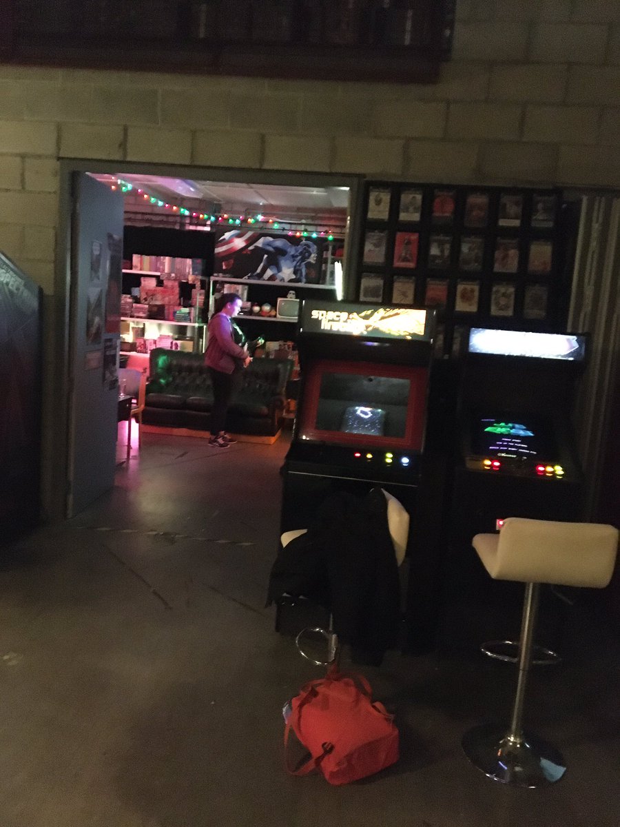 Mike of The Genuine Chit-Chat Podcast tweet media