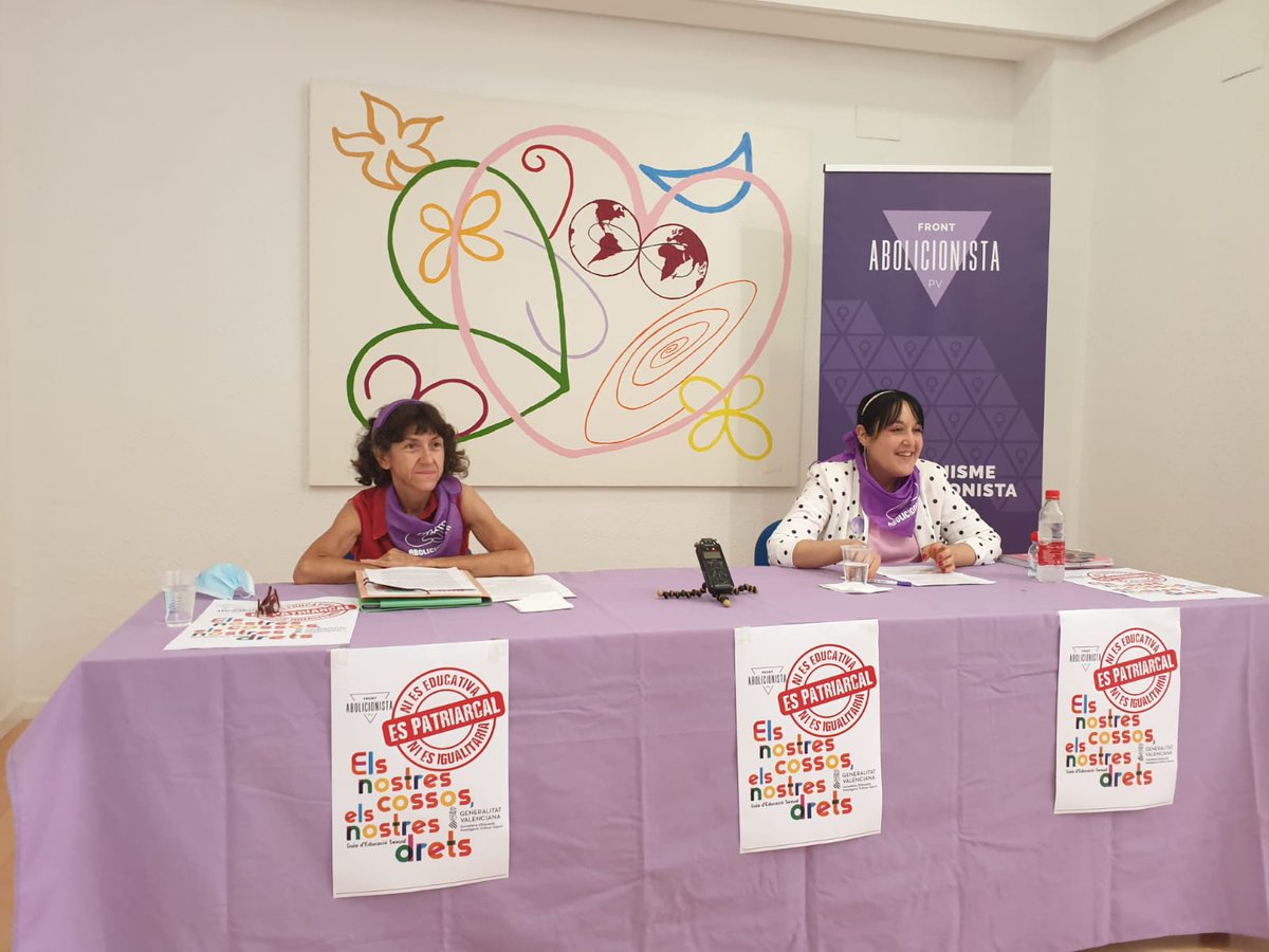 FrontPv's tweet photo. El @FrontPv exigimos la retirada de la guía de educación sexual ELS NOSTRES COSSOS ...
Esta mañana hemos querido manifestar nuestra preocupación de la no respuesta de @GVAeducacio mediante una rueda de prensa. https://t.co/nrleTnHBqC