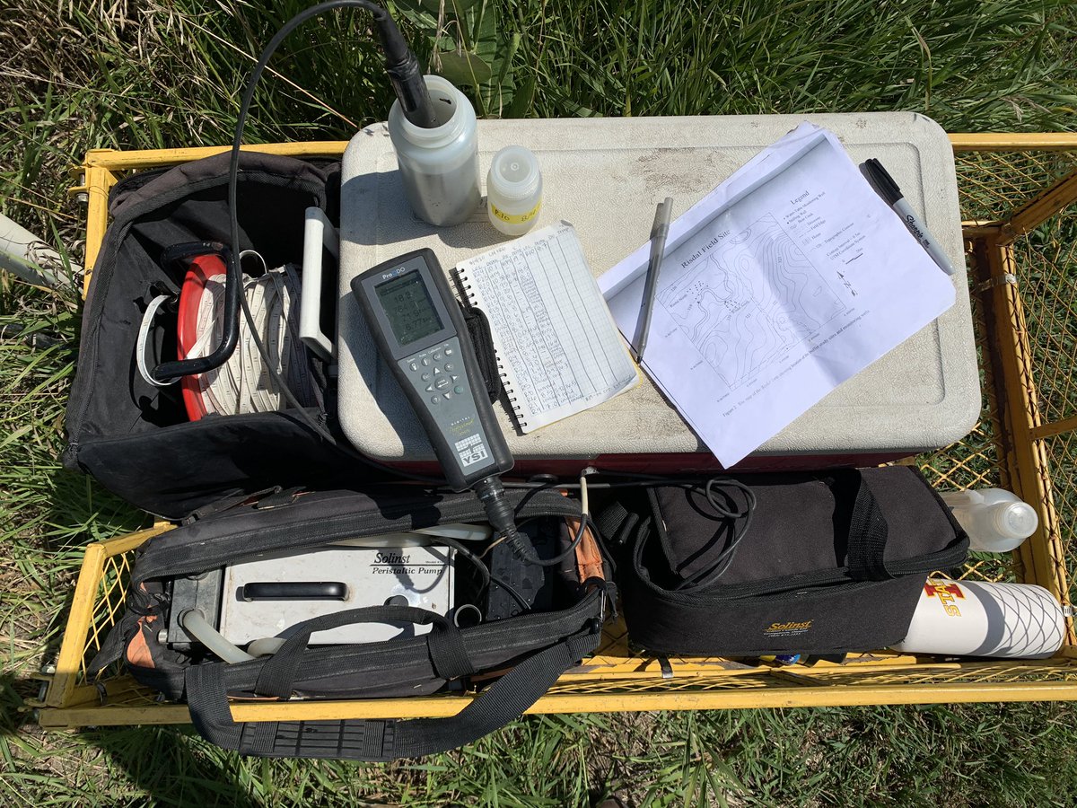 CelaysaMH's tweet photo. #wellsampling today on Bear Creek's #riparianbuffer Time to acidify 40 samples👩🏻‍🔬 https://t.co/t3R5S8FcoS