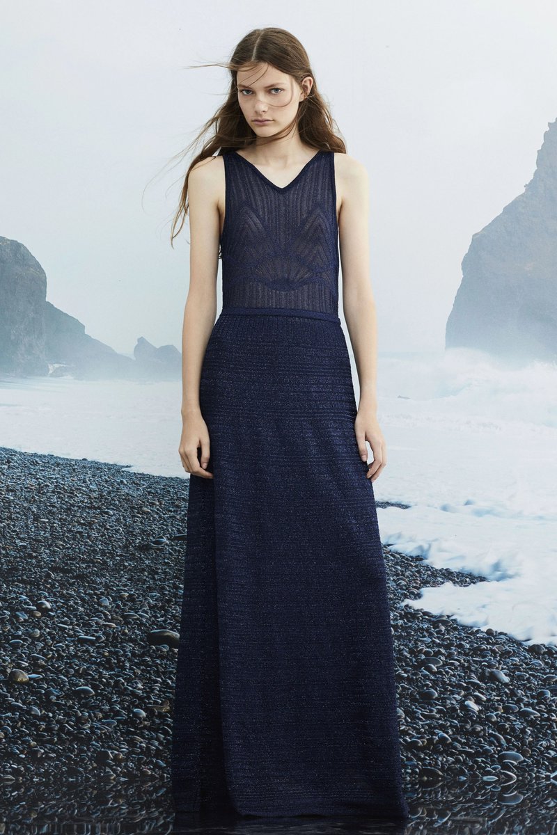  #수지 Suzy x Celeb MV: M MISSONI Spring/Summer 2019 metallic fine knit dress (blue one shown)